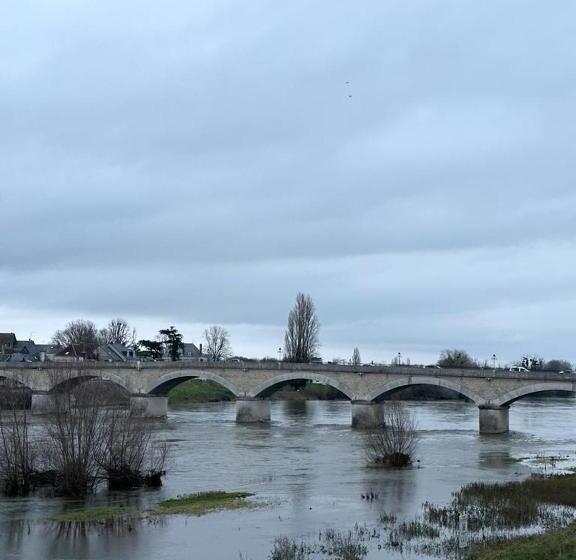 Aamiaismajoitus (B&B) Maison D Hôtes Prince Face Au Château Du Clos Luce