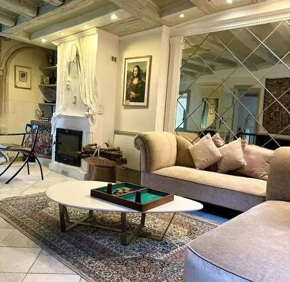 ベッドアンドブレックファースト Maison D Hôtes Prince Face Au Château Du Clos Luce