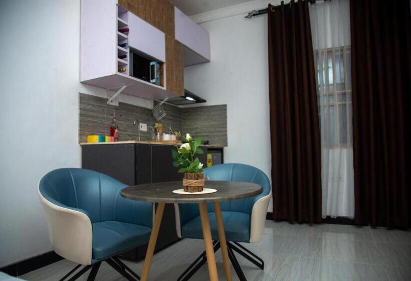 בית מלון כפרי Brymac