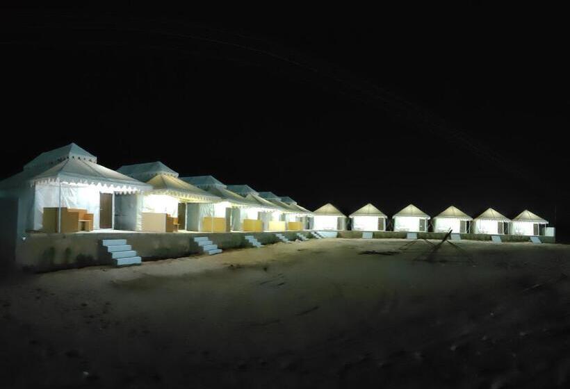 ホテル Gj02 Desert Resort