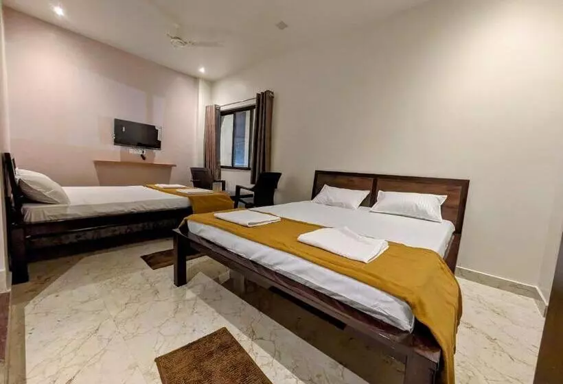 Hotelli Madhusudan Executive