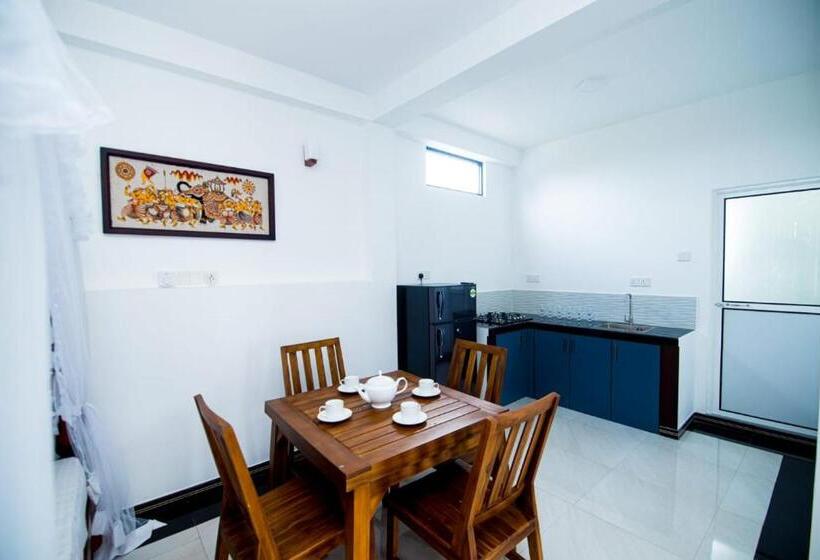 호텔 Mariner S Beach Villa