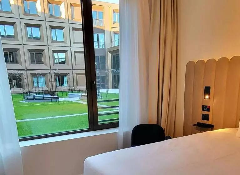 Hotelli Tribe Milano Malpensa