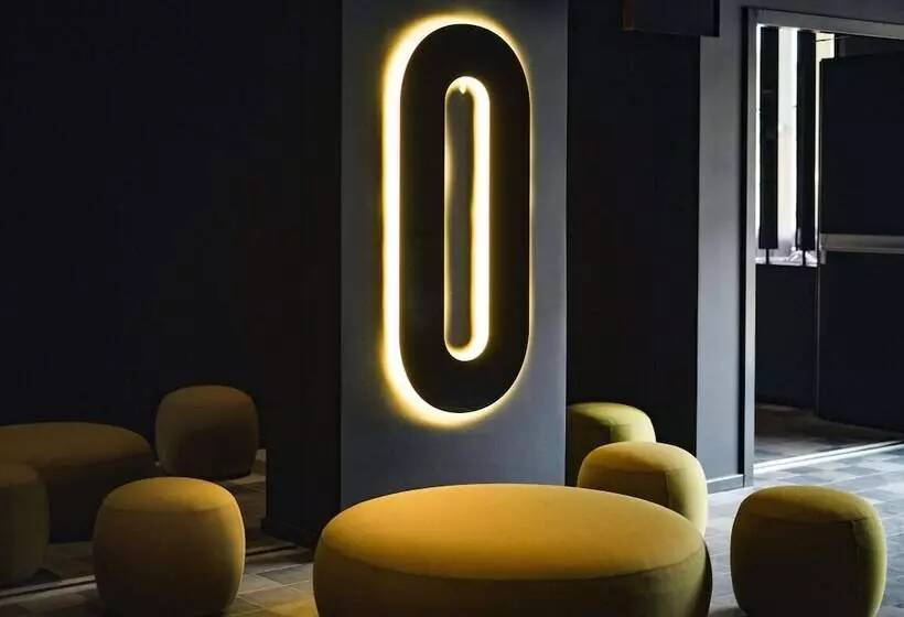 Hotelli Tribe Milano Malpensa