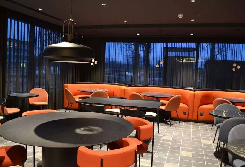 Hotelli Tribe Milano Malpensa