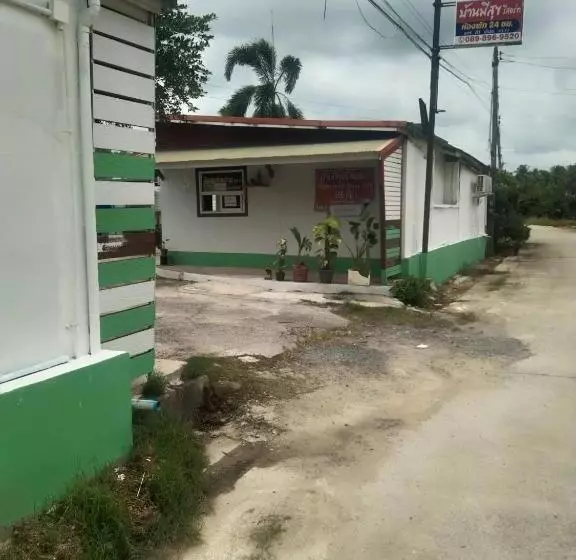 ペンション บ้านมีสุขรีสอร์ท