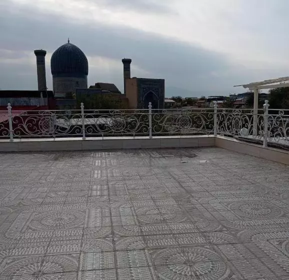 Majatalo Daniyar Guest House