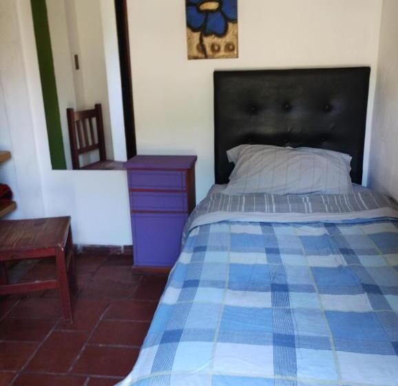 פנסיון Departamento Mini La Unión Ezeiza