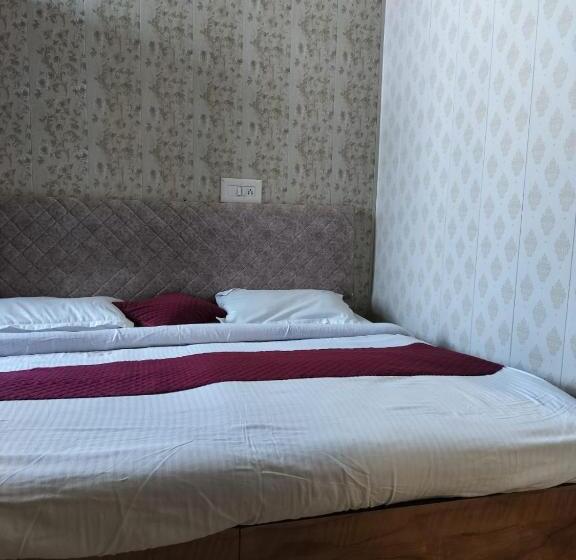 Pensjonat Eagle Nest Guest House