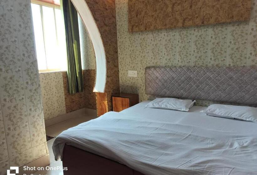 Pensjonat Eagle Nest Guest House