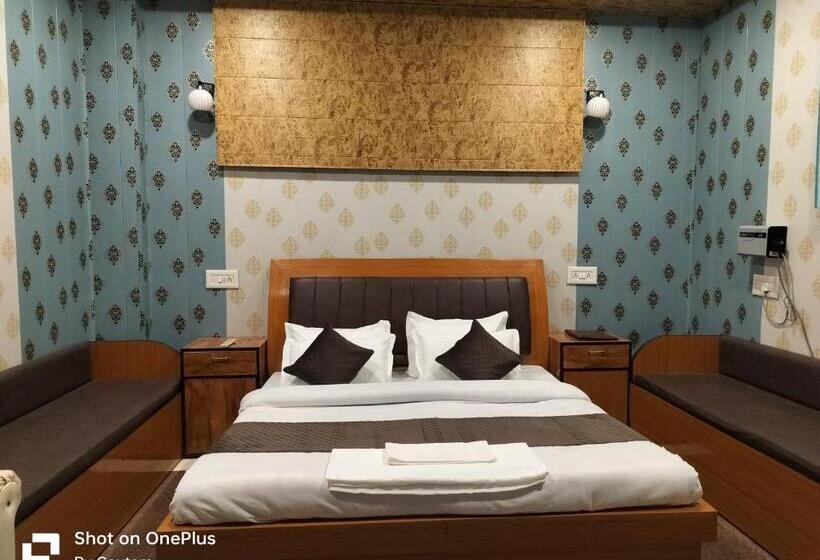 Pensjonat Eagle Nest Guest House