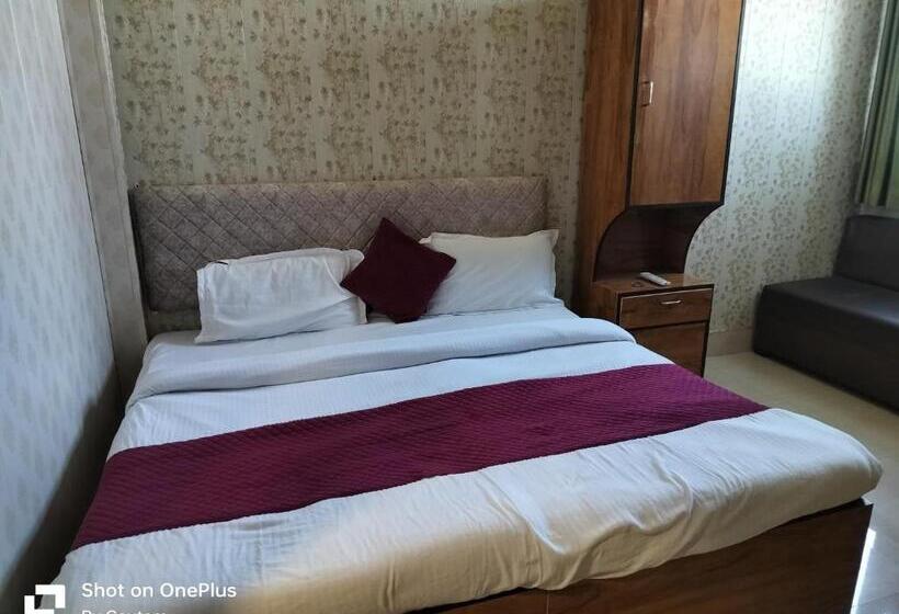 Pensjonat Eagle Nest Guest House