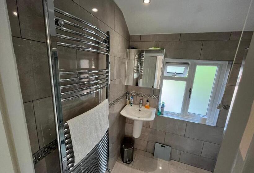 Пансион Immaculate House For Professionals 2020 Renovation