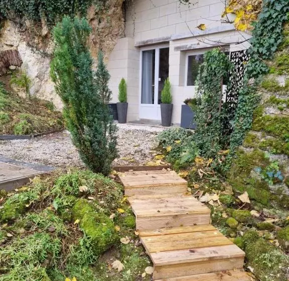 Majatalo Le Clos Des Violettes