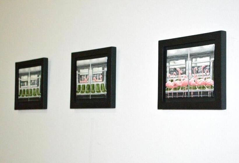 פנסיון Sun House