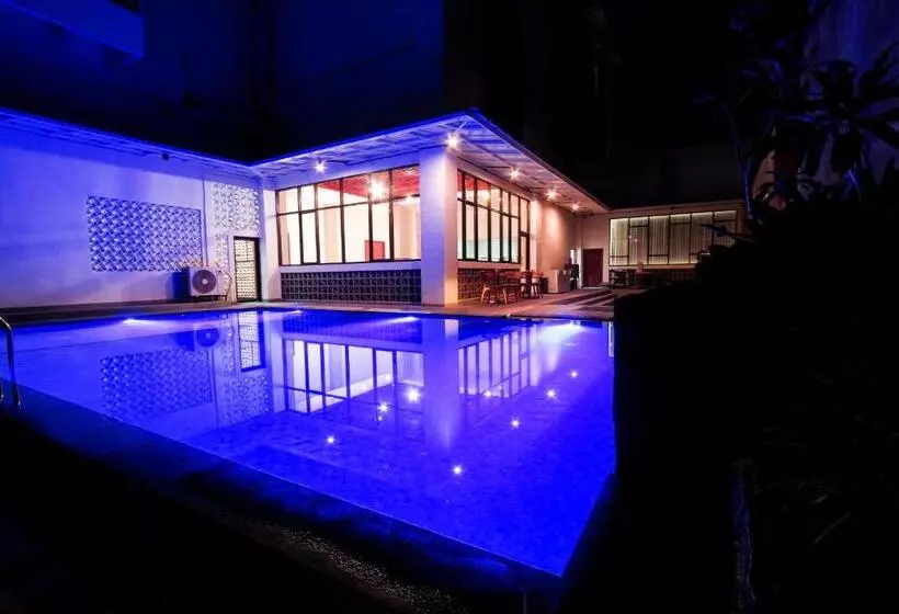 Sepanak Hotel By Amazing