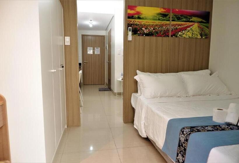 Shore Residences Moa Dynastel Staycation