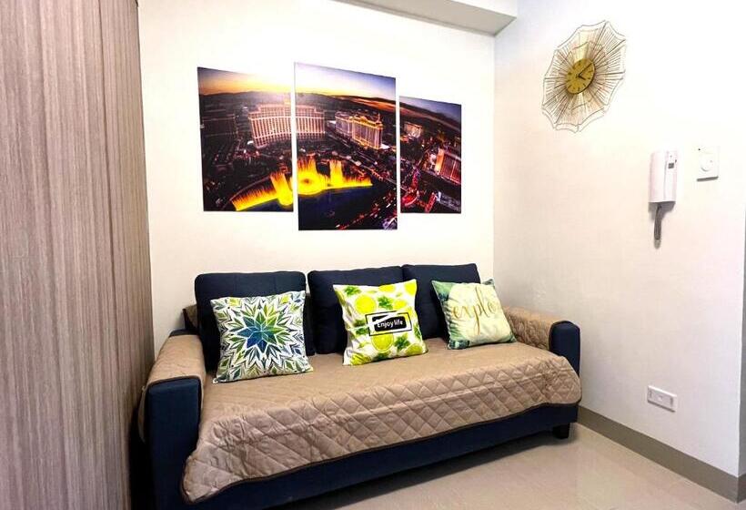 Shore Residences Moa Dynastel Staycation