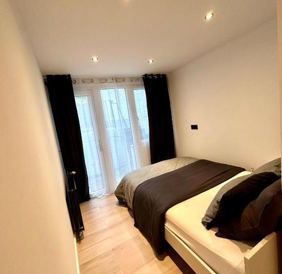 Cozy Bed And Breakfast At European Commision