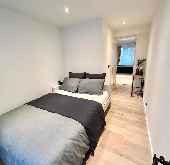 Cozy Bed And Breakfast At European Commision