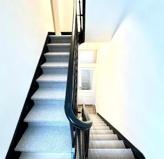 Cozy Bed And Breakfast At European Commision