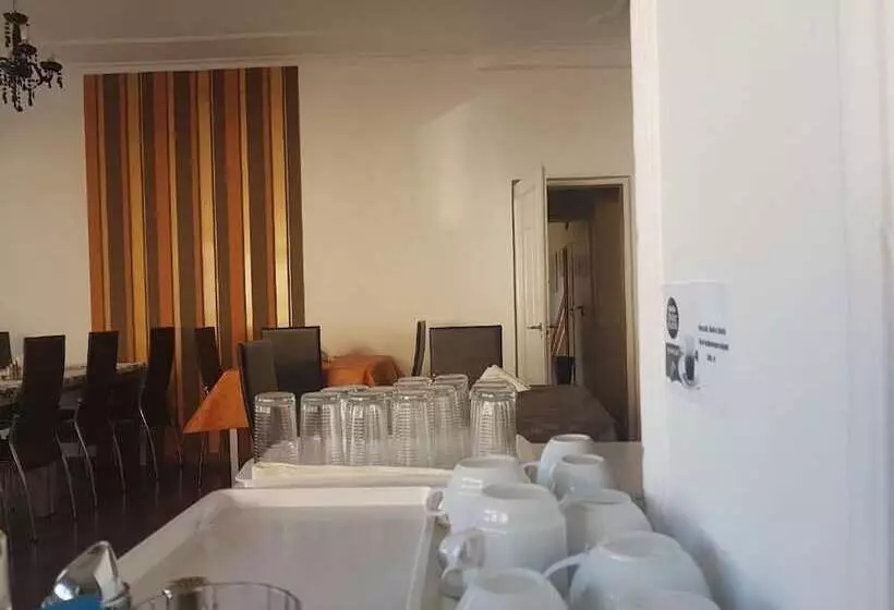 City Hotel Agoston