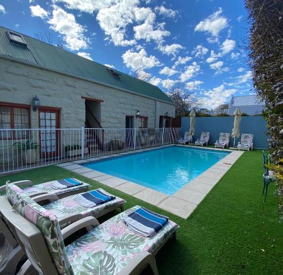 בית מלון כפרי 88 Baron Van Reede Guesthouse