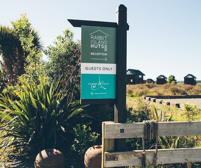 호텔 Appleby House & Rabbit Island Huts