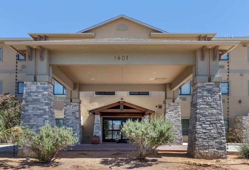 호텔 Best Western Plus Big Lake Inn