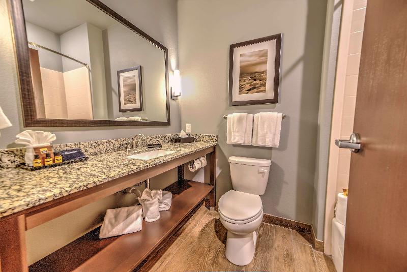 בית מלון כפרי Best Western Plus Overland Inn