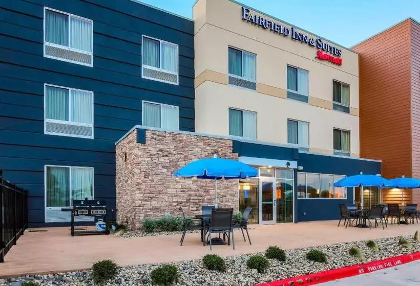 Hotelli Fairfield Inn & Suites By Marriott Snyder