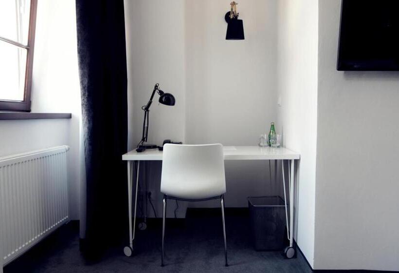 ホテル Grodzka 20