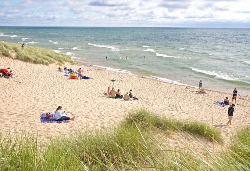 Haworth Hotel At Hope College