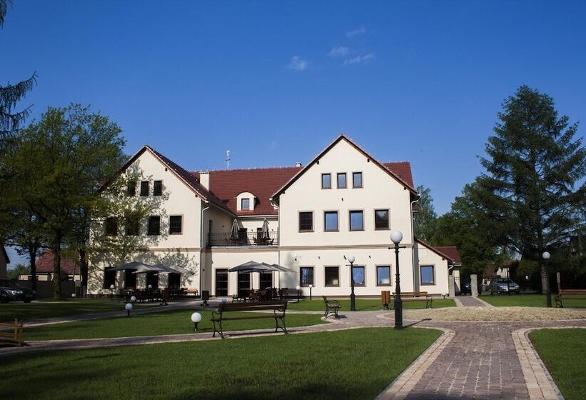 酒店 Modrzewiowy Dwór