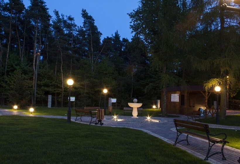 酒店 Modrzewiowy Dwór