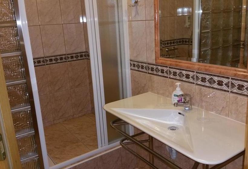 هتل Apartamenty Pod Ratuszem