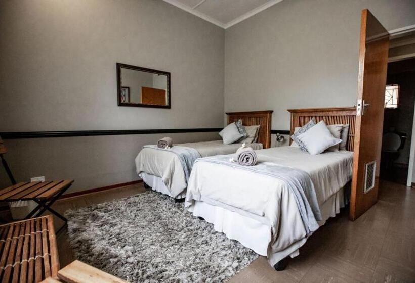 בית מלון כפרי Selati 103 Guest Cottages