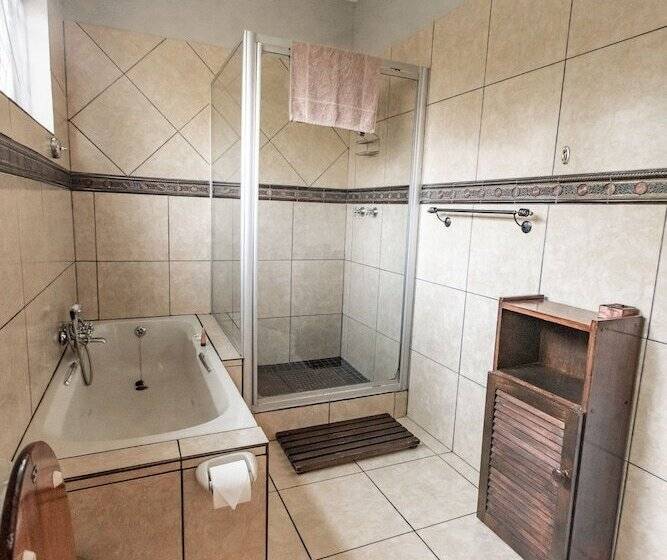 בית מלון כפרי Selati 103 Guest Cottages