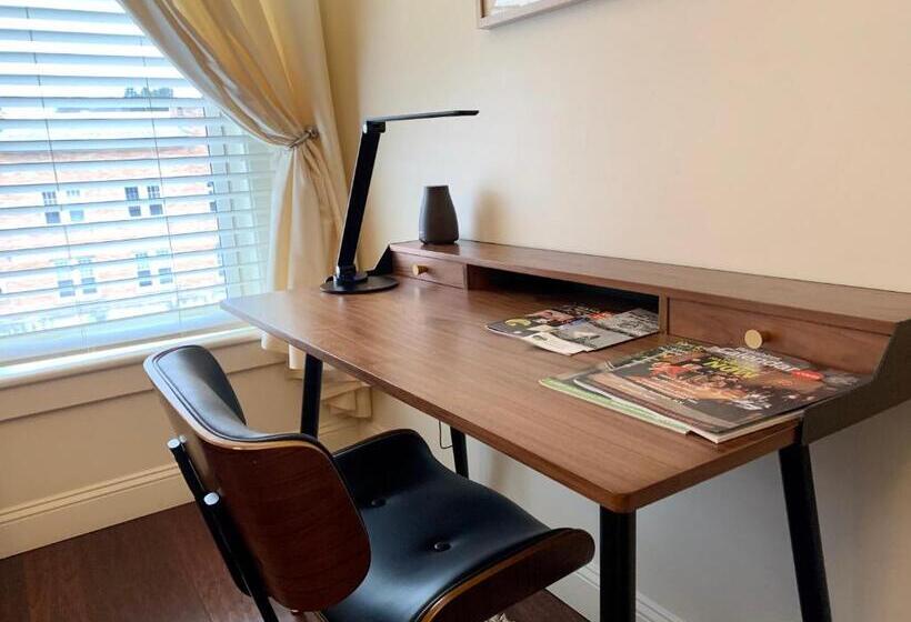 فندق The Barrington