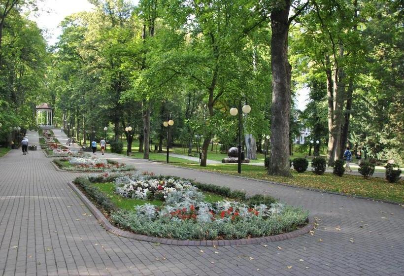 בית מלון כפרי Wielka Pieniawa