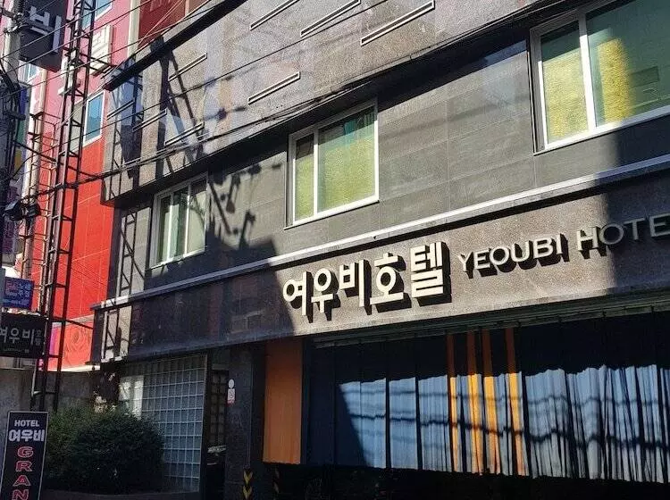 هتل Yeow B