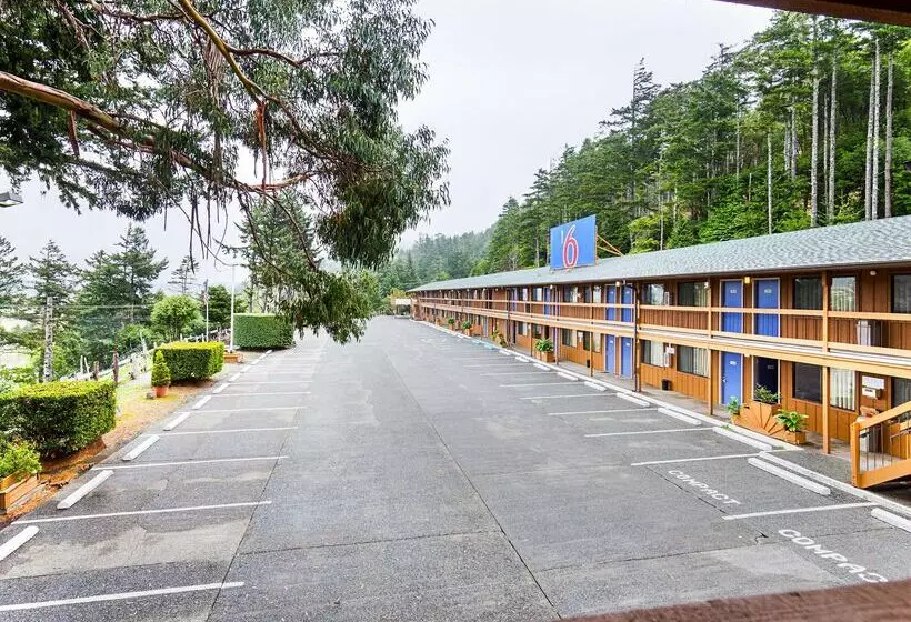 Motel 6 Gold Beach