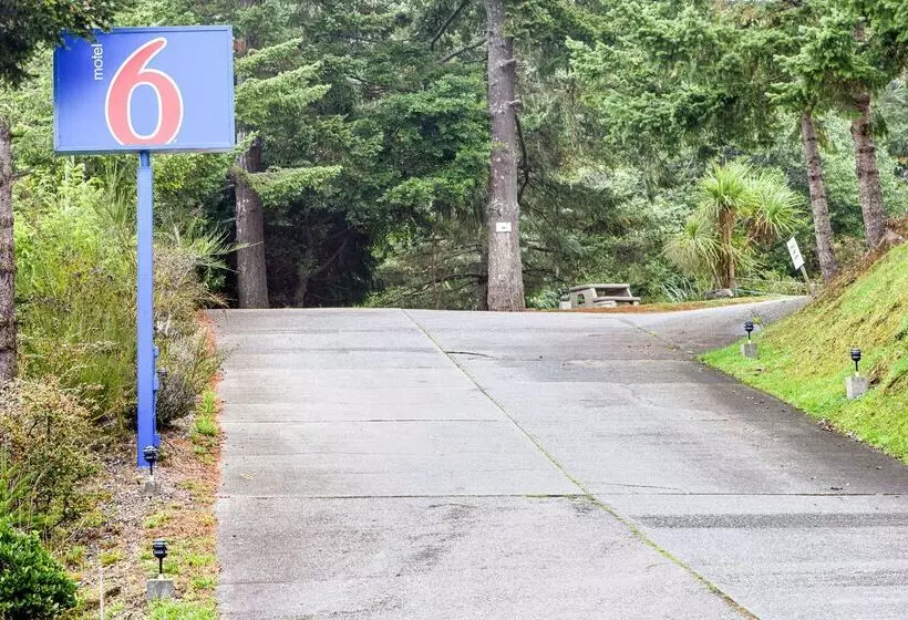 Motel 6 Gold Beach