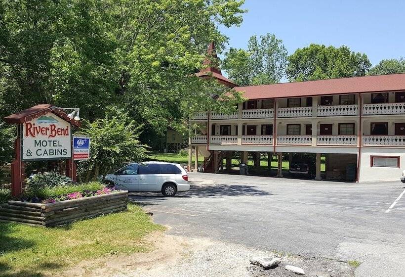 Riverbend Motel & Cabins