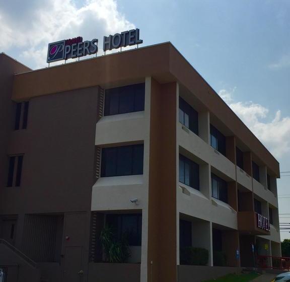 The Grand Peers Hotel