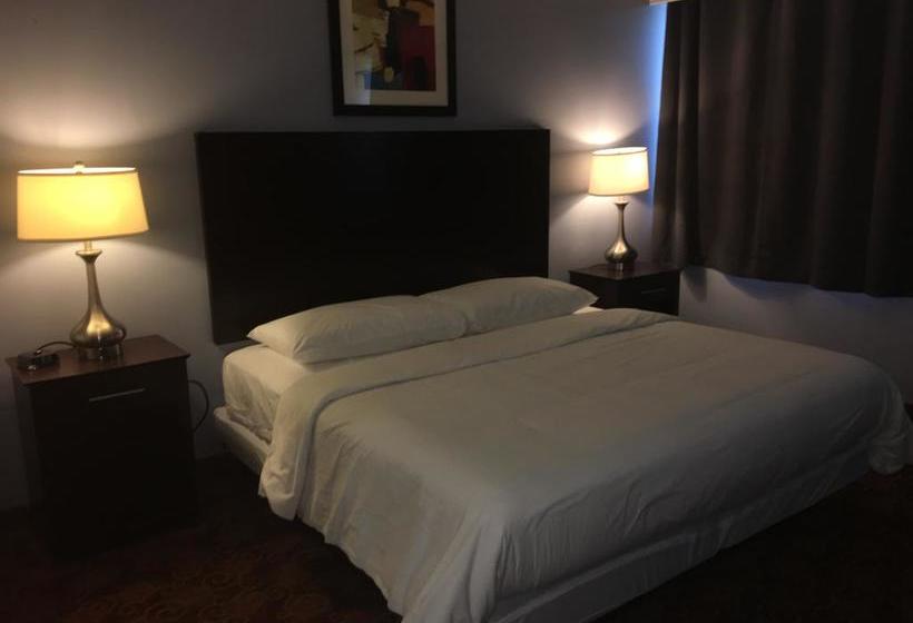 The Grand Peers Hotel