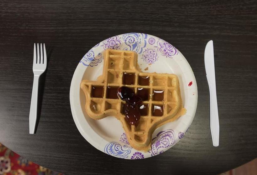 The Grand Peers Hotel