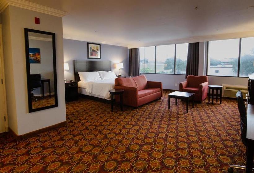 The Grand Peers Hotel