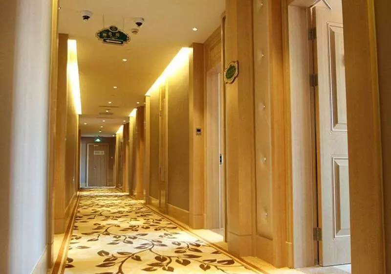 Vienna Hotel Waigaoqiao