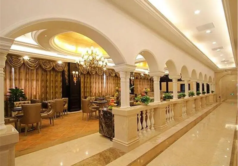 Vienna Hotel Waigaoqiao